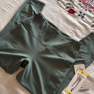 SKECHERS GOWALK Green High-Waisted Leggings NWT